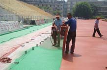 亞強(qiáng)體育施工案例:混合跑道施工YQ-0027,